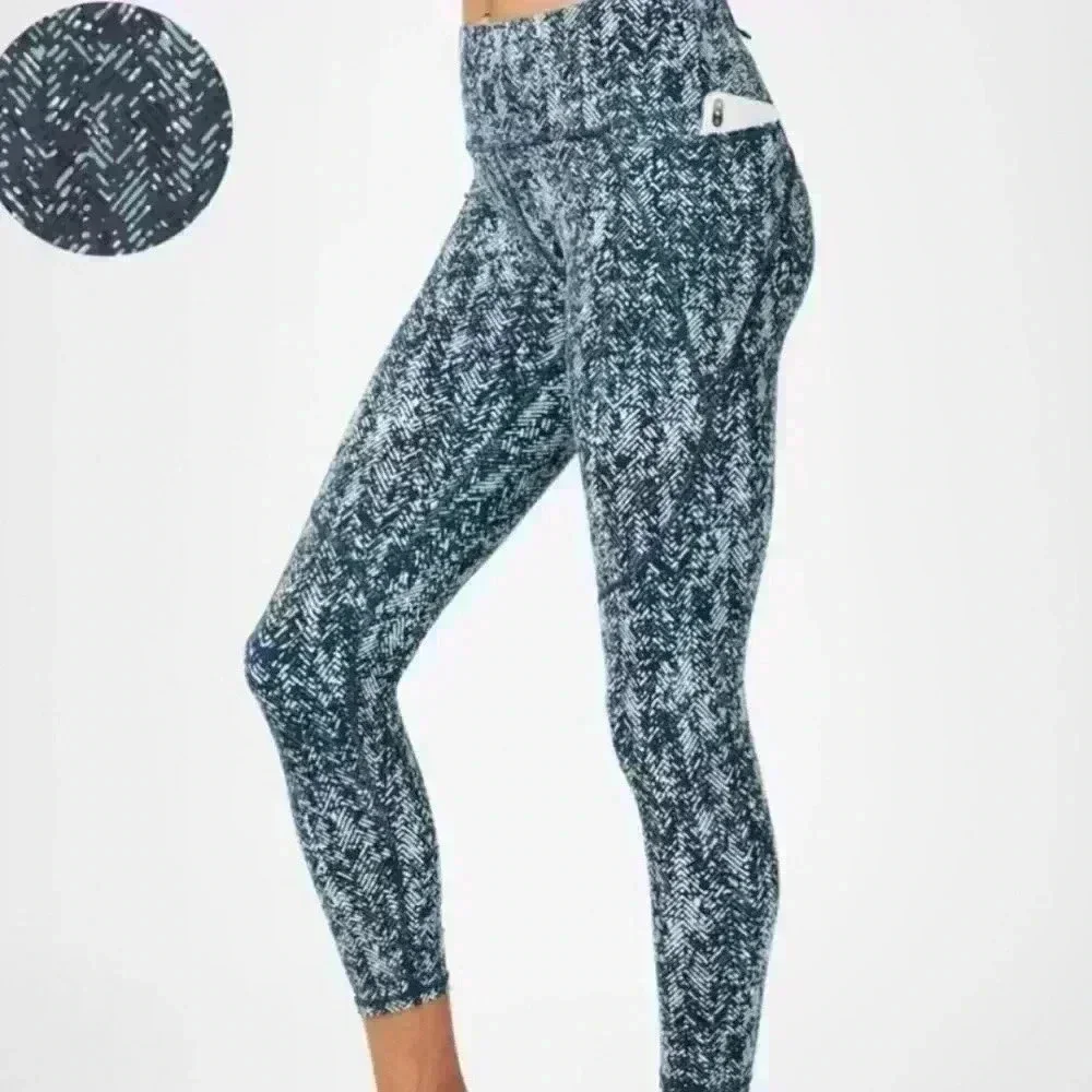 Sweaty Betty 7/8 Length “The Power” Blue Patterned Leggings Size XXS